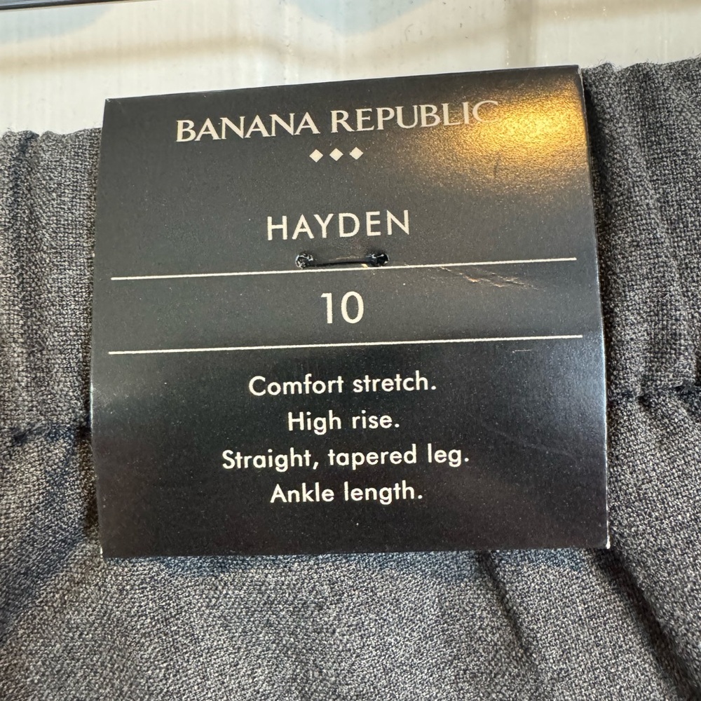 Banana Republic Hayden women’s dress pants. Size 10. Charcoal gray. NWT